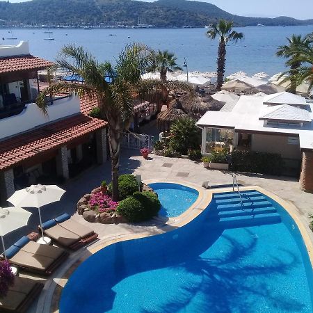 Uzhan Beach Hotel Бітез Екстер'єр фото